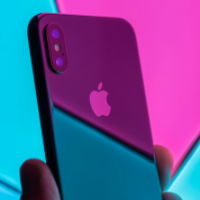 最懂蘋(píng)果的分析師：蘋(píng)果今年將面臨更嚴(yán)峻挑戰(zhàn)，市場(chǎng)過(guò)度樂(lè)觀了，股價(jià)有下跌風(fēng)險(xiǎn)